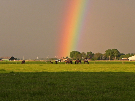 rainbow before bad weather