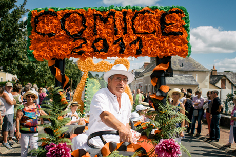 lokaal feest in het buitenland 2 edwinvandegraaf fotografie groningen