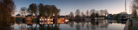 Edam Kettingbrug en woonboten