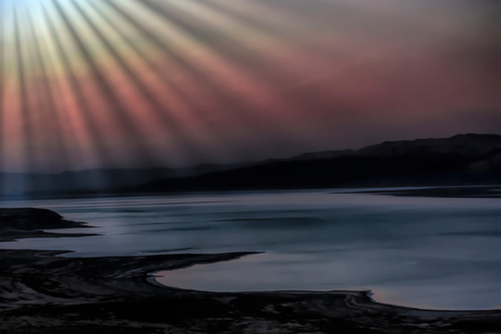 avondlicht rond de Dode zee Israel