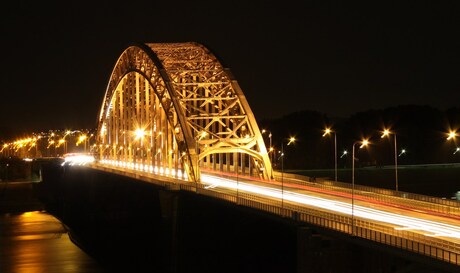 Waalbrug