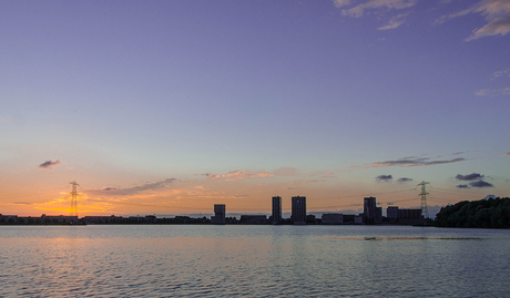 Almere bij zonsondergang