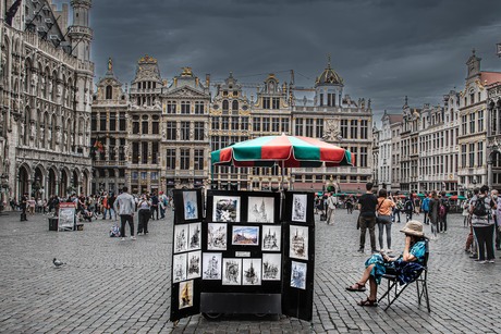 Kraamhoudster, Grote Markt Brussel