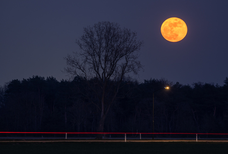 Volle maan in Drunen