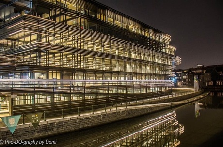 Gent by night