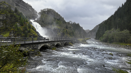 Låtefoss, Noorwegen