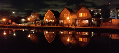 Huisjes langs de Oude Rijn