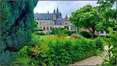 Tuin bij het kasteel