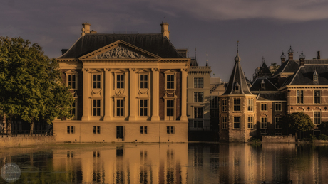 Mauritshuis en het torentje van Rutte.
