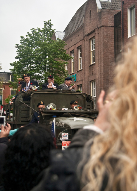 Veteranen parade Apeldoorn