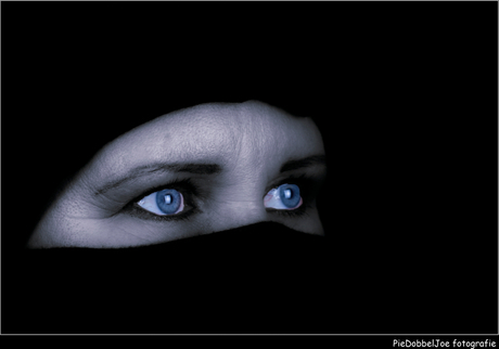Blue eye in the Dark