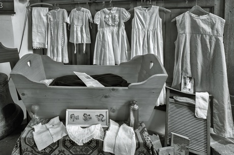 De lévéslòòp van krib tot kaas