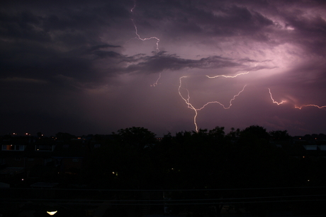 Onweer boven Valkenburg