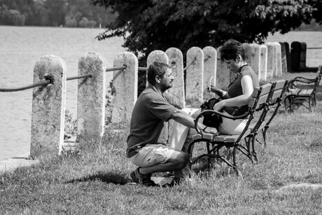 Man en vrouw bij Tatameer in Hongarije