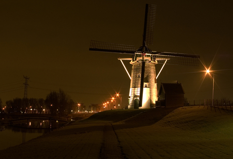 molen bij nacht