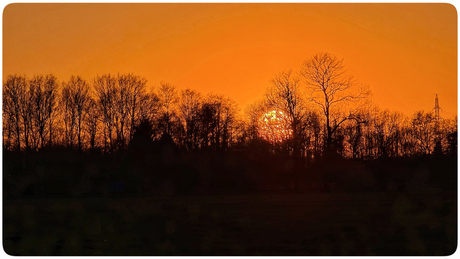 En weg was de zon