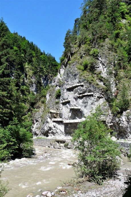 P1390640 Wildschonau nr12 Kundle Klamm halverweg 10 juni 2016