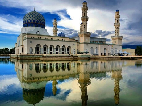 Masjid Bandaraya Kota Kinabalu Borneo