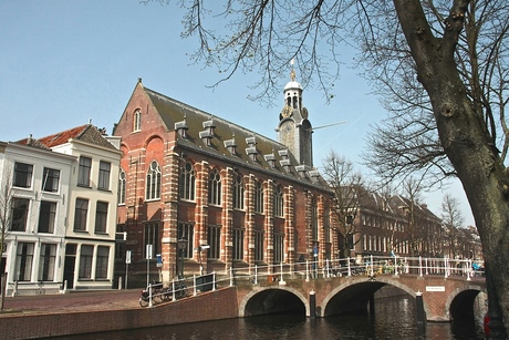 Academie gebouw