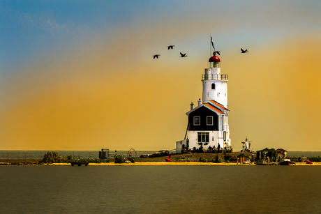 vlucht over Marken