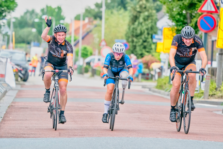 Bikkel eerste klasse...!!!
