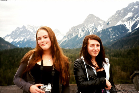 girls and mountains