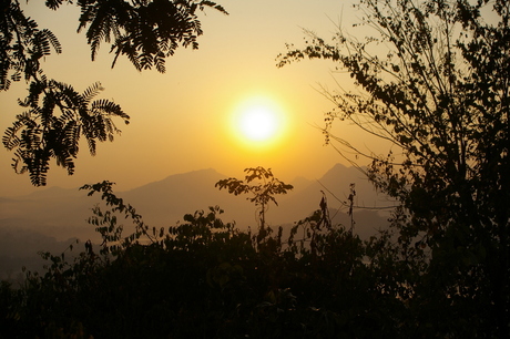 Zonsondergang bij de Mekong
