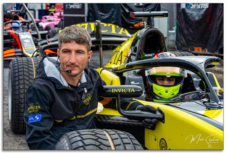 Invicta Racing - Hungaroring 2025 - Werkzaamheden in de Paddock F2