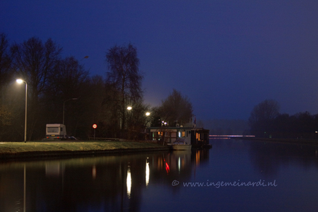 Noord Willemskanaal Assen bij avond