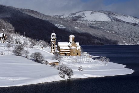 Mavrovo