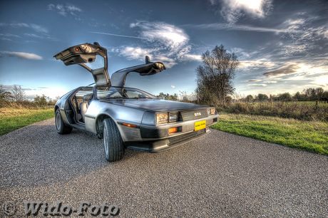 DMC-12 Delorean