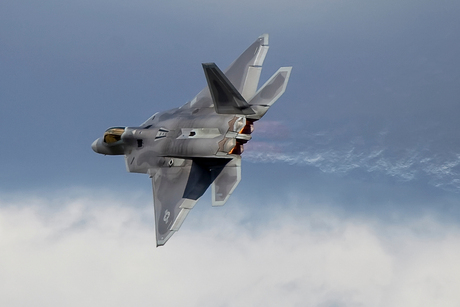 Lockheed Martin F-22 Raptor 2