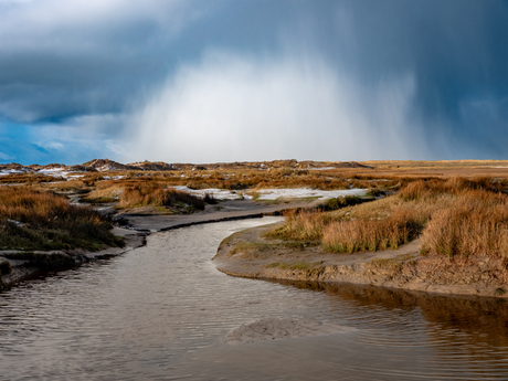 Bui over een meander in De Slufter