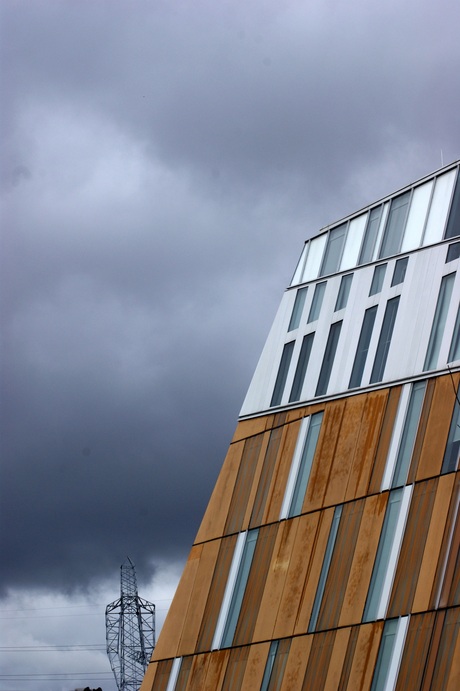 Donkere wolken boven onderwijs