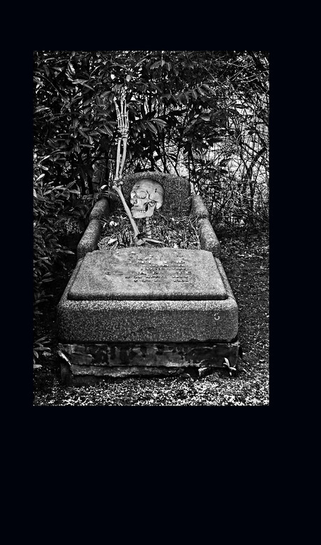 hier rust de dood....................