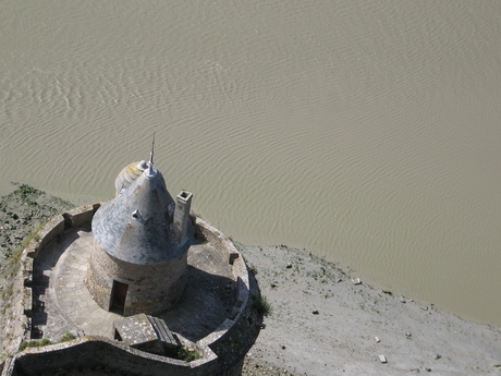 Toren aan het water