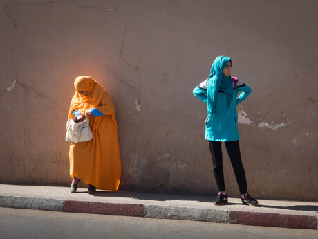 jong en minder jong in Marokko
