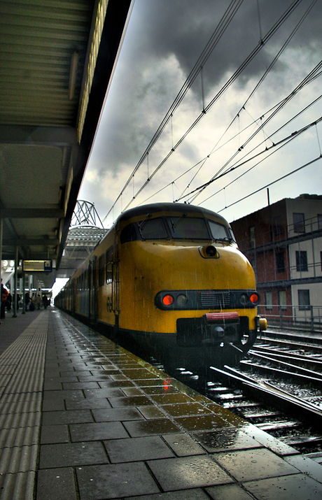 Trein in de regen - HDR -