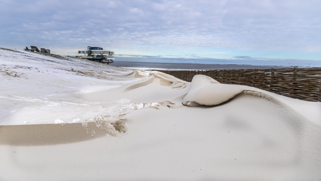 Sneeuwduinen in het noorden.