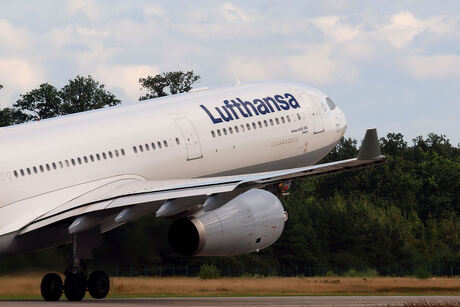 Lufthansa A-330