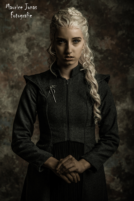 Daenerys(Game Of Thrones) cosplay