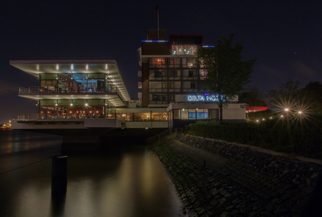 Delta hotel at night