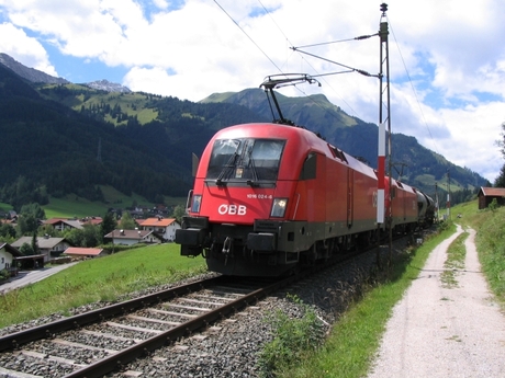 Trein Oostenrijkse Bahnhoff