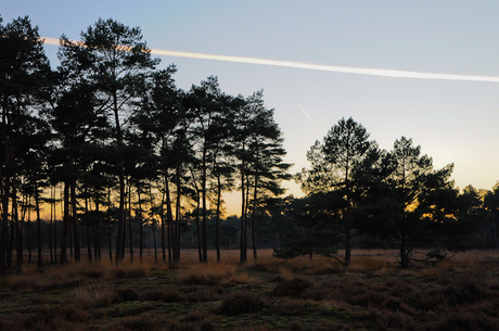 Rond zonsondergang..