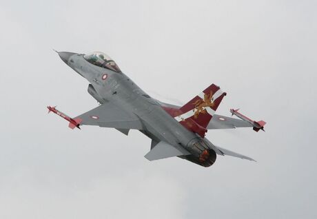 Deense F-16