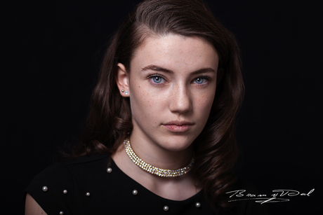 Model: Lisa Rejen