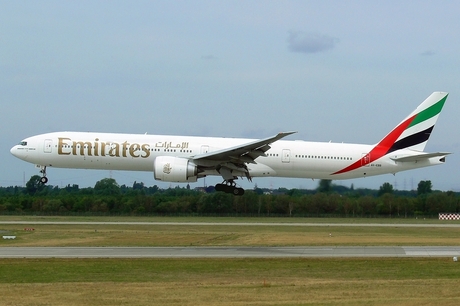 Emirates B773 A6-EBB