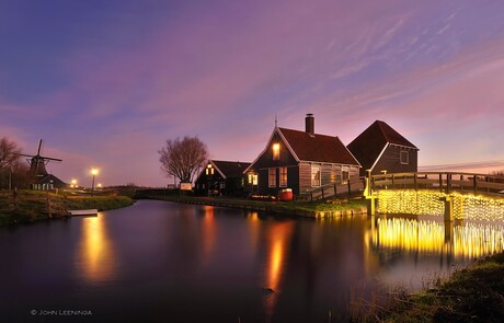 Zaanse Schans bij zonsopkomst