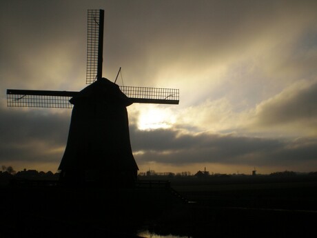 Zonsondergang op de schermer...met molens