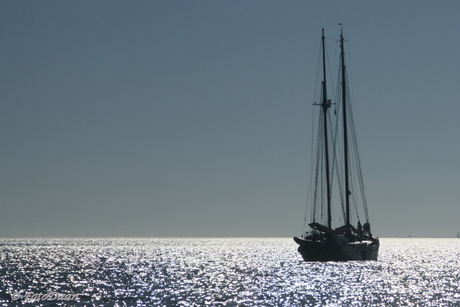 Tweemaster op de waddenzee